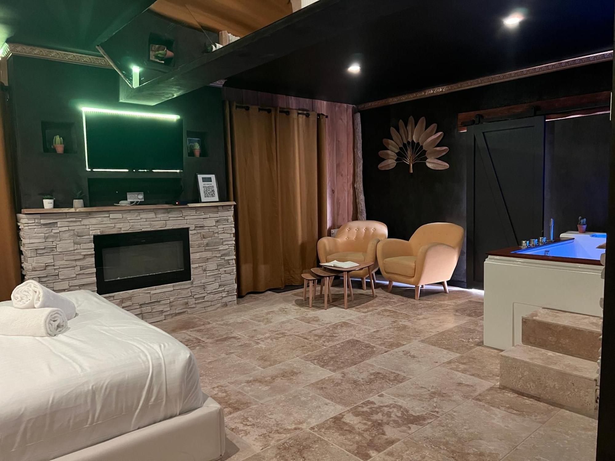 Le Lodge Des Charmes 5 Etoiles Leves Exterior foto