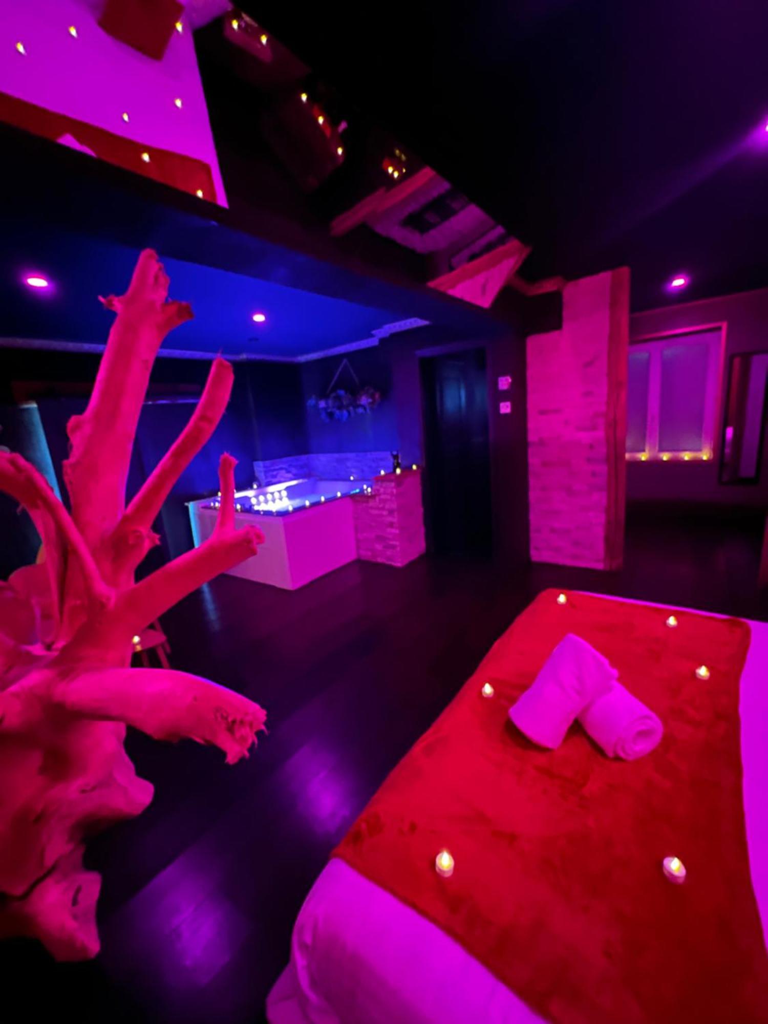 Le Lodge Des Charmes 5 Etoiles Leves Exterior foto
