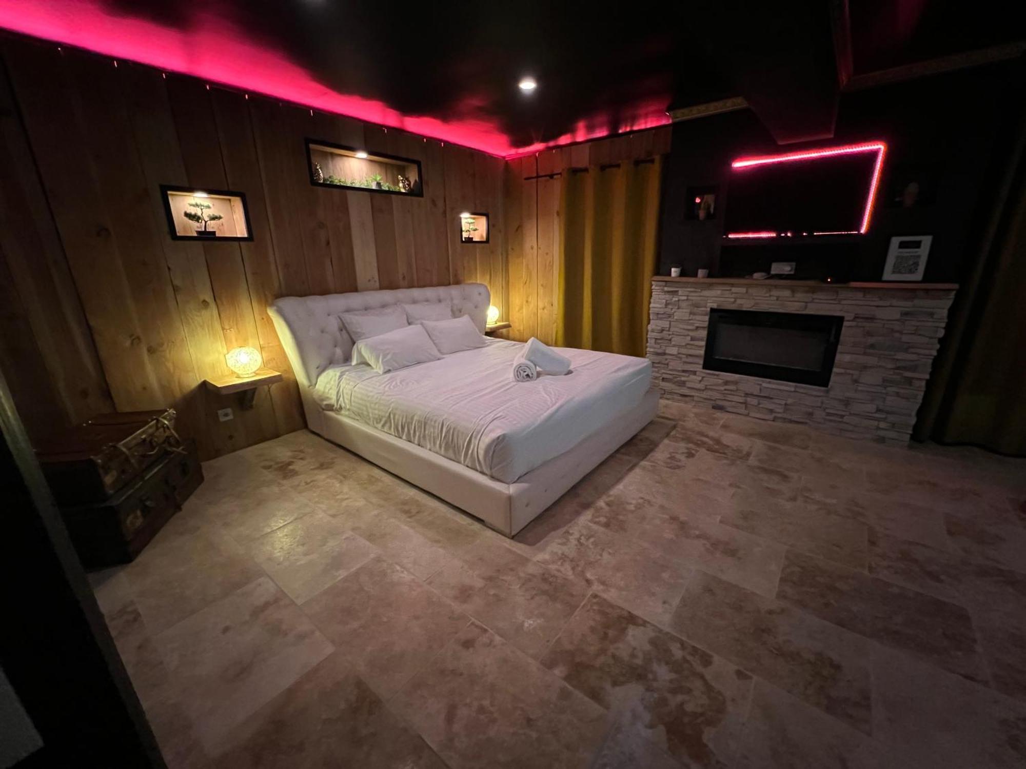 Le Lodge Des Charmes 5 Etoiles Leves Exterior foto